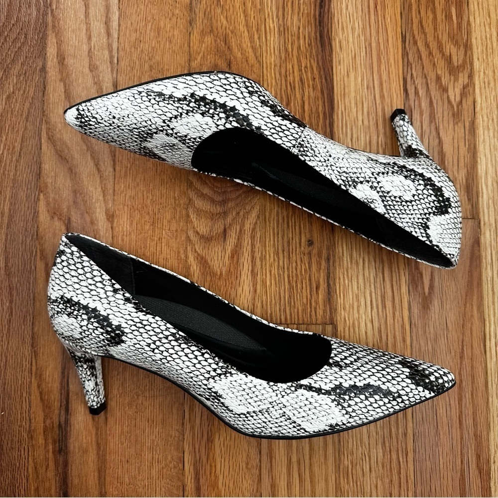 Walking Cradles Womens Sophia Dress Pump White Black Snake Print Women’s Sz 9 N